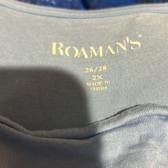 Twisted shoulder tee - Picture 2 of 5